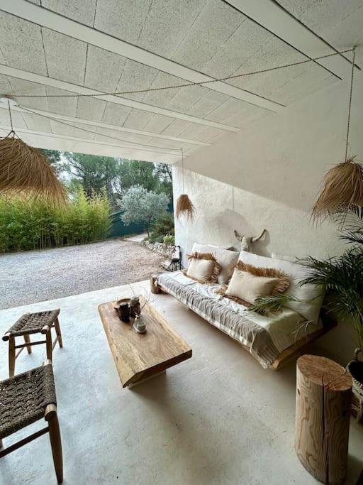 Superbe Maison Avec Jacuzzi Ventabren Exterior foto
